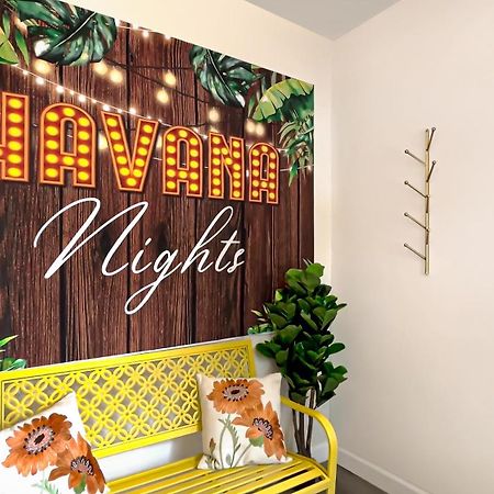 New! Havana Nights Villa ! Walk To Calle Ocho! Miami Esterno foto